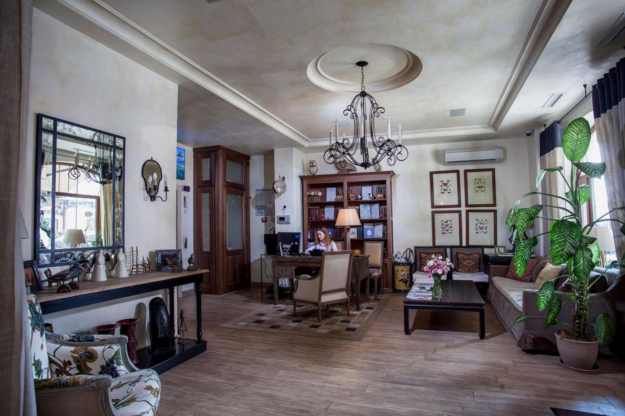 Boutique Palais Royal 3*